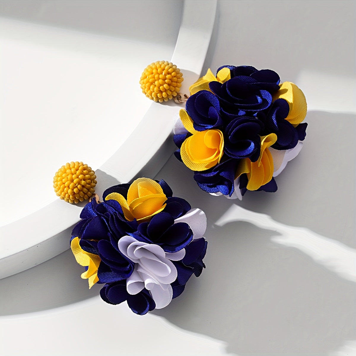 Women's Handmade Ball Flower Earrings