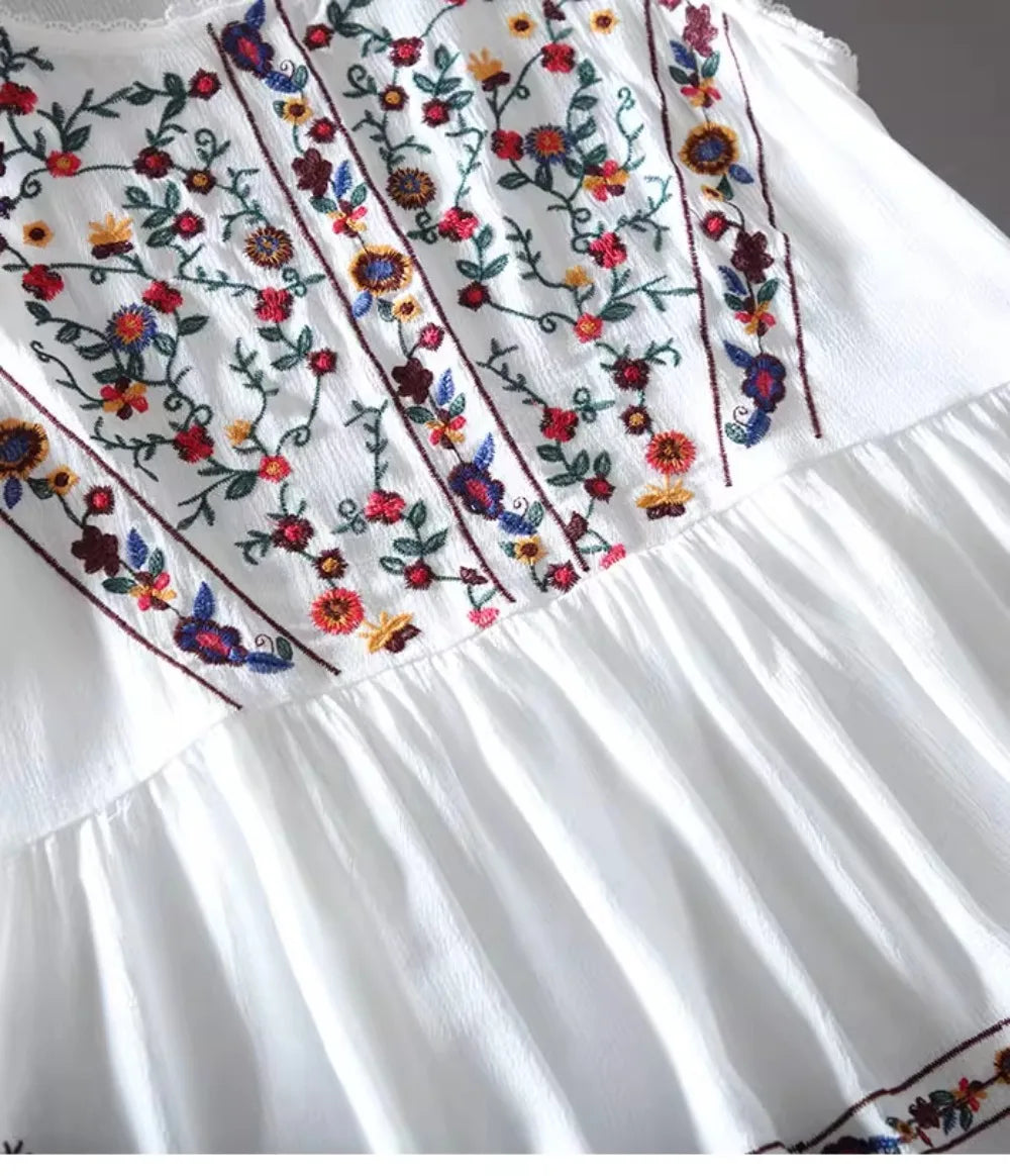 Loose Casual Ruffles Vintage Embroidery Blouse