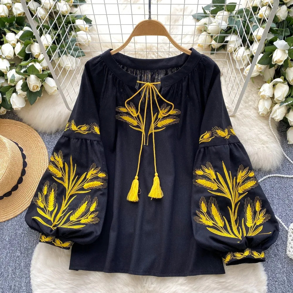 Vintage Heavy Ethnic Style Laced Up O Neck Embroidery Lantern Blouse