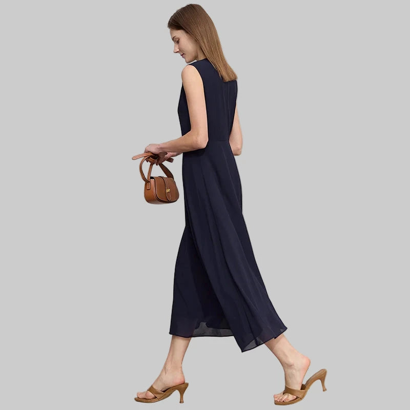 Women’s Round Neck Sleeveless Slim Waist Comfort Long Dress